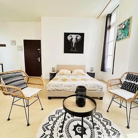 Appartement Confortable Laon Luaran gambar