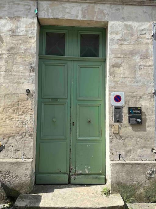 Appartement Confortable Laon Luaran gambar