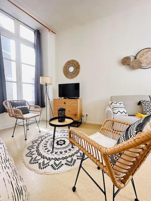 Appartement Confortable Laon Luaran gambar