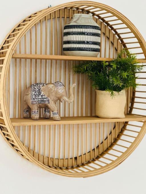 Appartement Confortable Laon Luaran gambar